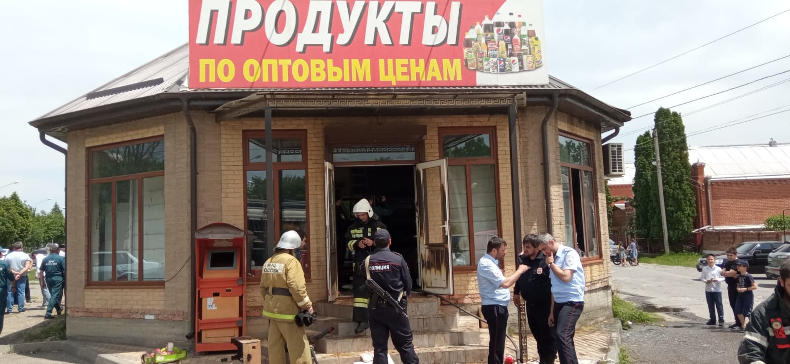 Пожар в магазине в Назрани